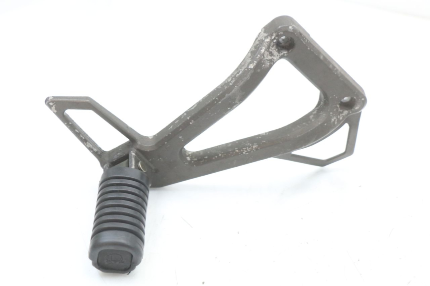 photo de SUPORTE DO DESCANSO DE PÉ TRASEIRO DIREITO CAGIVA SUPER CITY 125 (1992 - 1997) - Zoom do estado de desgaste