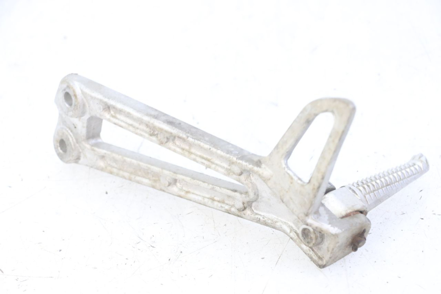 photo de SUPORTE DO DESCANSO DE PÉ TRASEIRO DIREITO YAMAHA TDR DELTABOX 125 (1997 - 2003) - Pontos de fixação