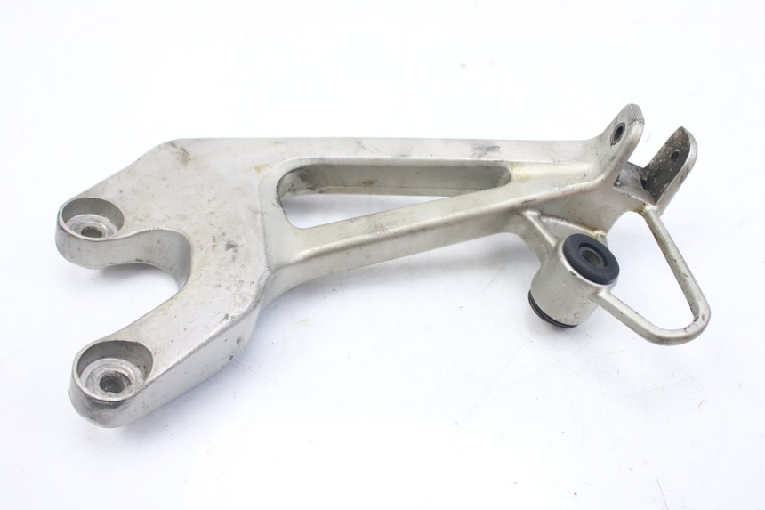 photo de SUPORTE DO DESCANSO DE PÉ TRASEIRO DIREITO HONDA VFR FI RC46 800 (1998 - 2001) - Outro ângulo de visão