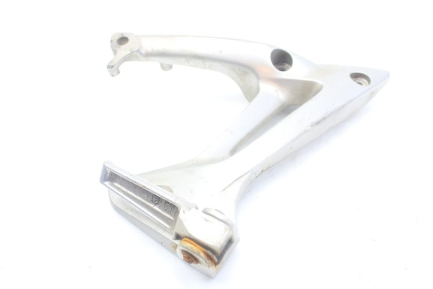 photo de SUPORTE DO DESCANSO DE PÉ TRASEIRO DIREITO HONDA VFR VTEC RC46 800 (2002 - 2013) - Detalhe da peça