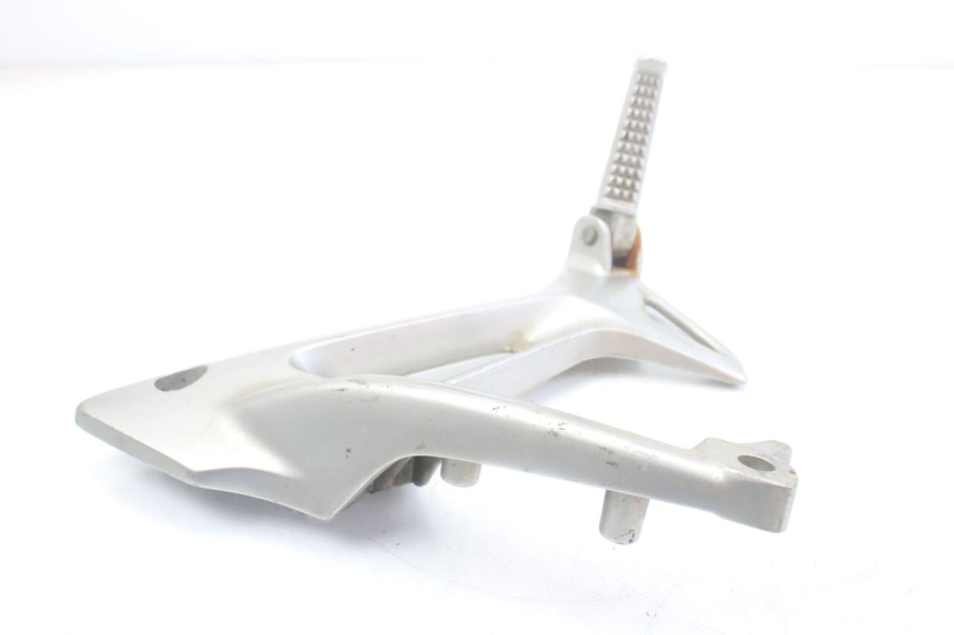 photo de SUPORTE DO DESCANSO DE PÉ TRASEIRO DIREITO HONDA VFR VTEC RC46 800 (2002 - 2013) - Ampliação técnica