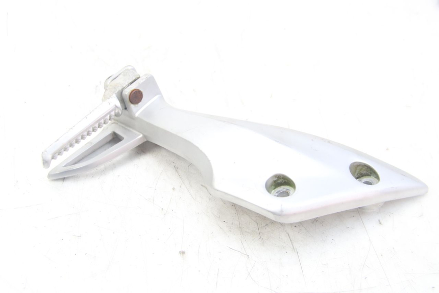 photo de SUPORTE DO DESCANSO DE PÉ TRASEIRO DIREITO HONDA VISION NSC R 50 (2013 - 2015) - Detalhe da peça