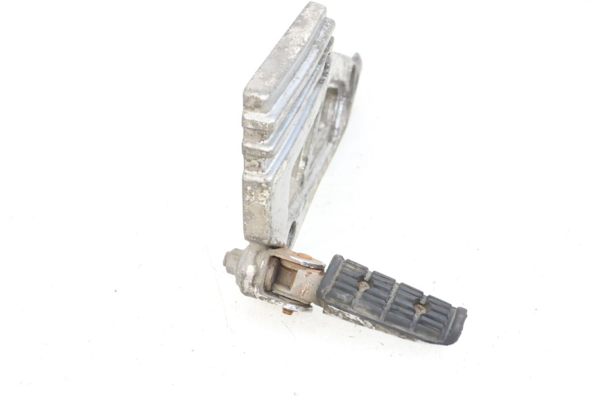 photo de SUPORTE DO DESCANSO DE PÉ TRASEIRO DIREITO YAMAHA XJ F 900 (1983 - 1994) - Ampliação técnica