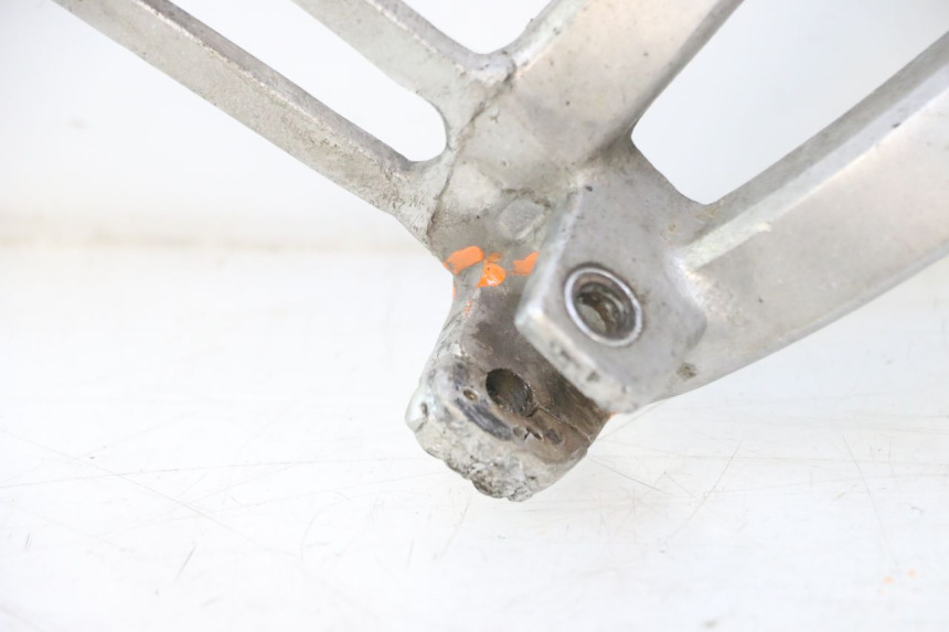photo de PLACA DO DESCANSO DO PÉ TRASEIRO DIREITO HONDA XRV AFRICA TWIN 750 (1990 - 1992) - Ampliação dos componentes