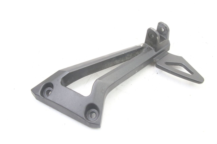 photo de SUPORTE DO DESCANSO DE PÉ TRASEIRO DIREITO YAMAHA FZ6 FAZER S2 600 (2007 - 2011) - Zoom do estado de desgaste