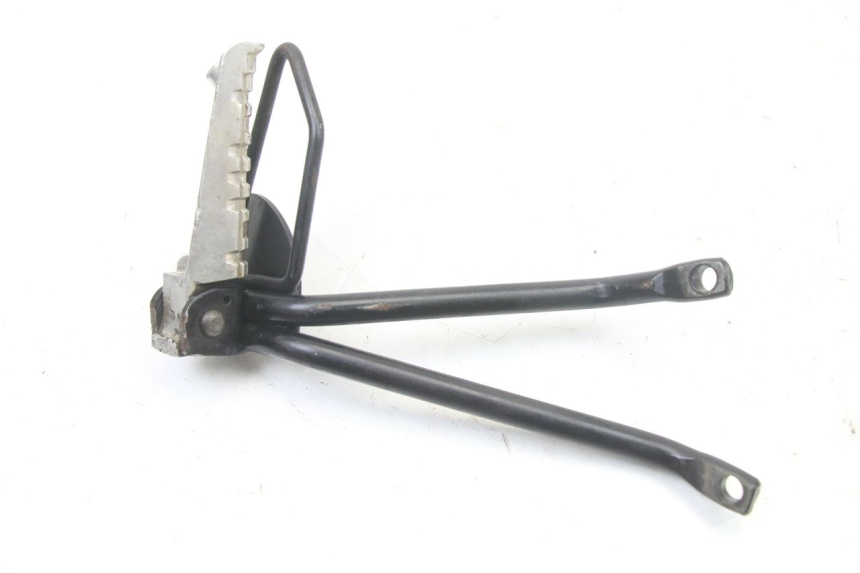 photo de SUPORTE DO DESCANSO DE PÉ TRASEIRO DIREITO YAMAHA TZR 50 (2008 - 2016) - Ampliação técnica