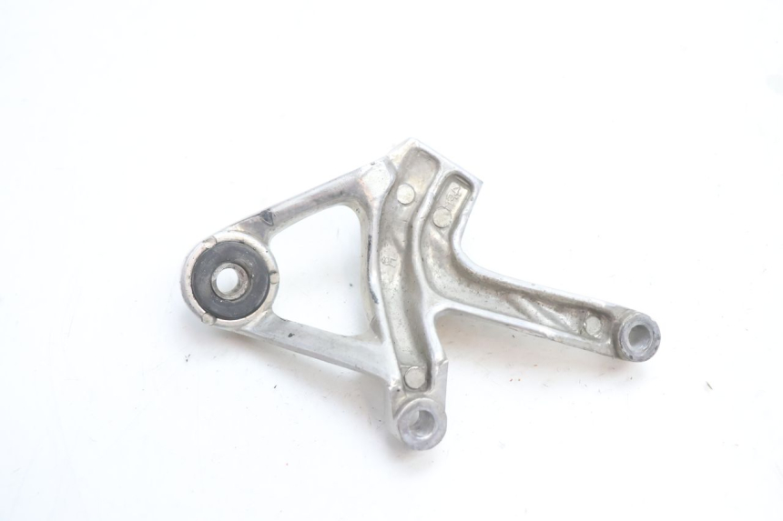 photo de PLACA DO DESCANSO DO PÉ TRASEIRO DIREITO YAMAHA YZF R GENESIS 750 (1993 - 1998) - Ampliação técnica