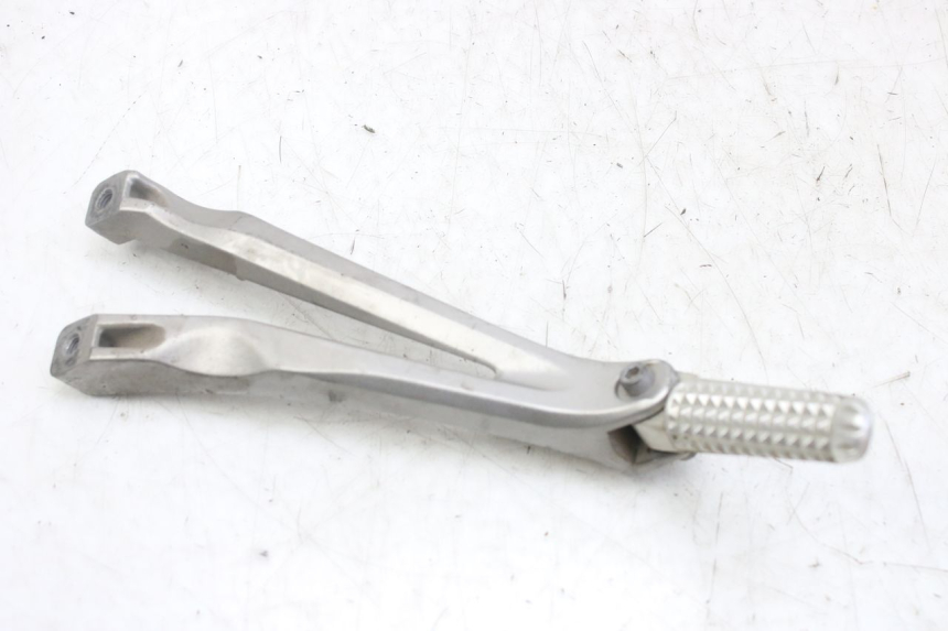 photo de SUPORTE DO DESCANSO DE PÉ TRASEIRO DIREITO YAMAHA YZF R1 1000 (2007 - 2008) - Zoom do estado de desgaste