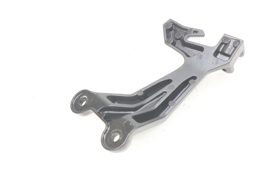 photo de SUPORTE DO DESCANSO DE PÉ TRASEIRO DIREITO KAWASAKI Z 650 (2016 - 2019) - Detalhe da peça