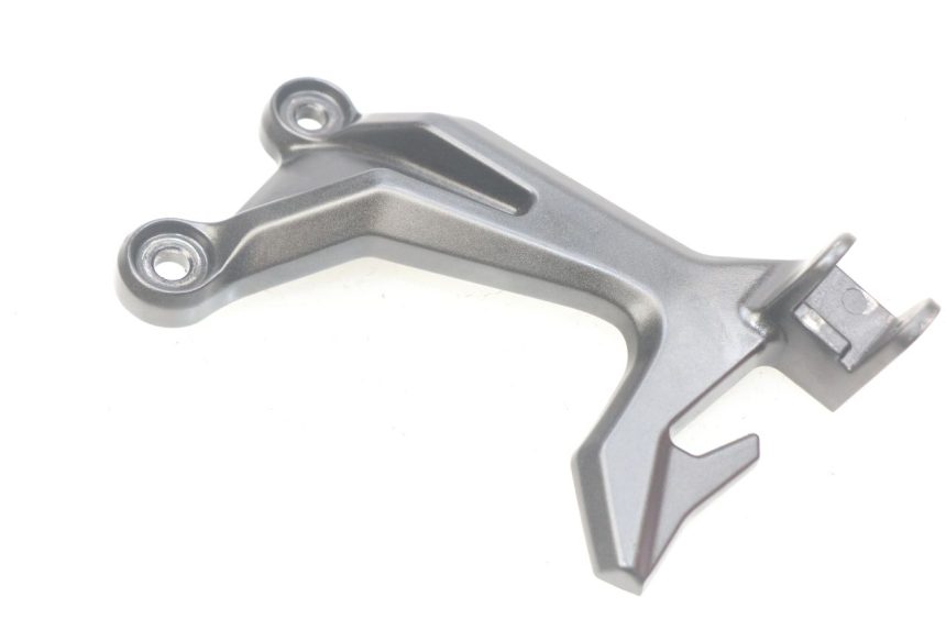 photo de SUPORTE DO DESCANSO DE PÉ TRASEIRO DIREITO KAWASAKI Z 650 (2016 - 2019) - Zoom do estado de desgaste