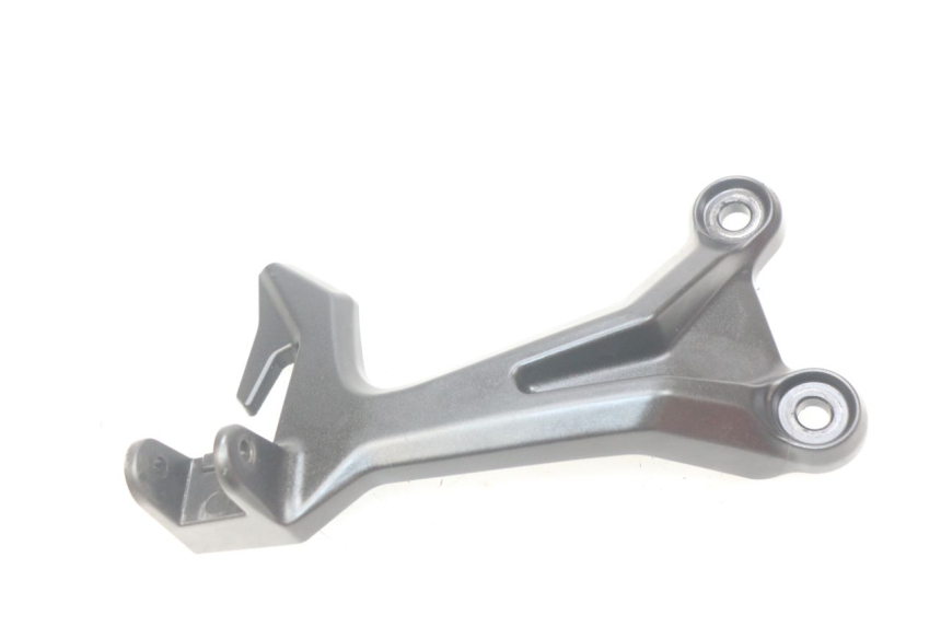 photo de SUPORTE DO DESCANSO DE PÉ TRASEIRO DIREITO KAWASAKI Z 650 (2016 - 2019) - Outro ângulo de visão