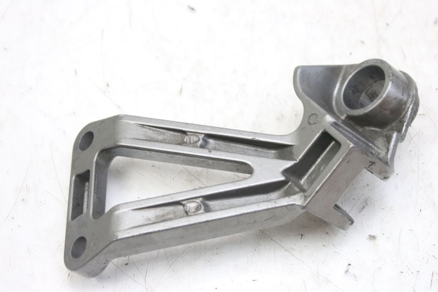 photo de SUPORTE DO DESCANSO DE PÉ TRASEIRO DIREITO KAWASAKI ZX-6R ZX6R 600 (1995 - 1997) - Zoom do estado de desgaste