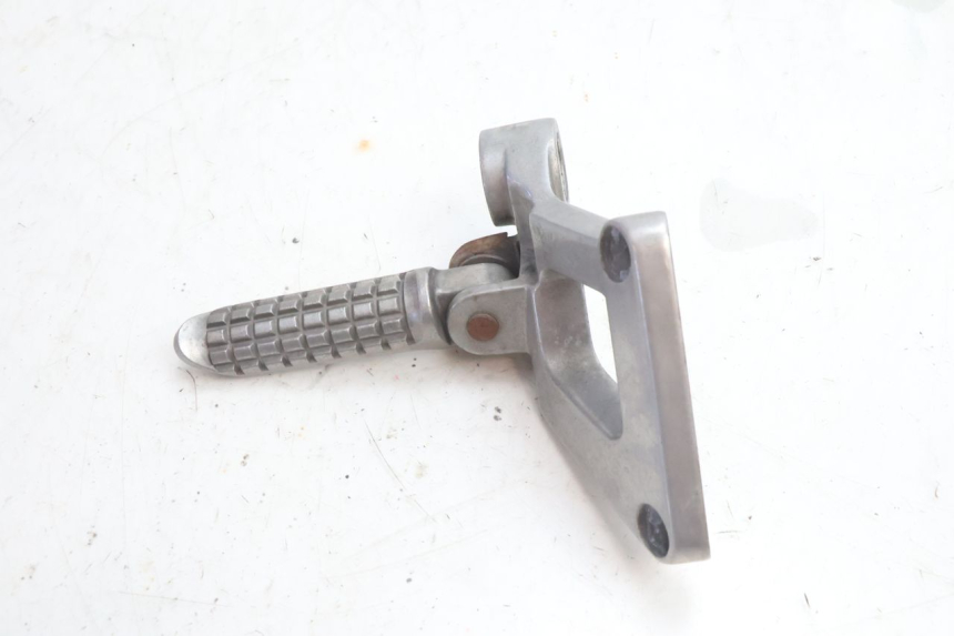 photo de SUPORTE DO DESCANSO DE PÉ TRASEIRO DIREITO KAWASAKI ZZR 600 (1995 - 2004) - Detalhe da peça
