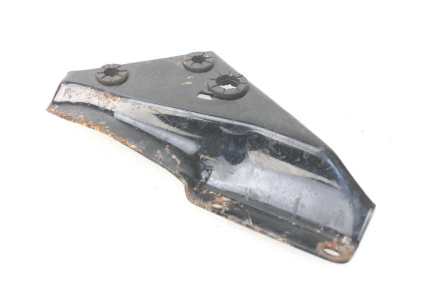 photo de SUPORTE DO DESCANSO DE PÉ TRASEIRO ESQUERDO HONDA CA REBEL 125 (1995 - 2001) - Detalhe da peça