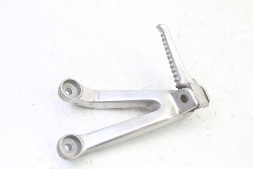 photo de SUPORTE DO DESCANSO DE PÉ TRASEIRO ESQUERDO HONDA CBR RR FIREBLADE 900 (1992 - 1994) - Zoom do estado de desgaste