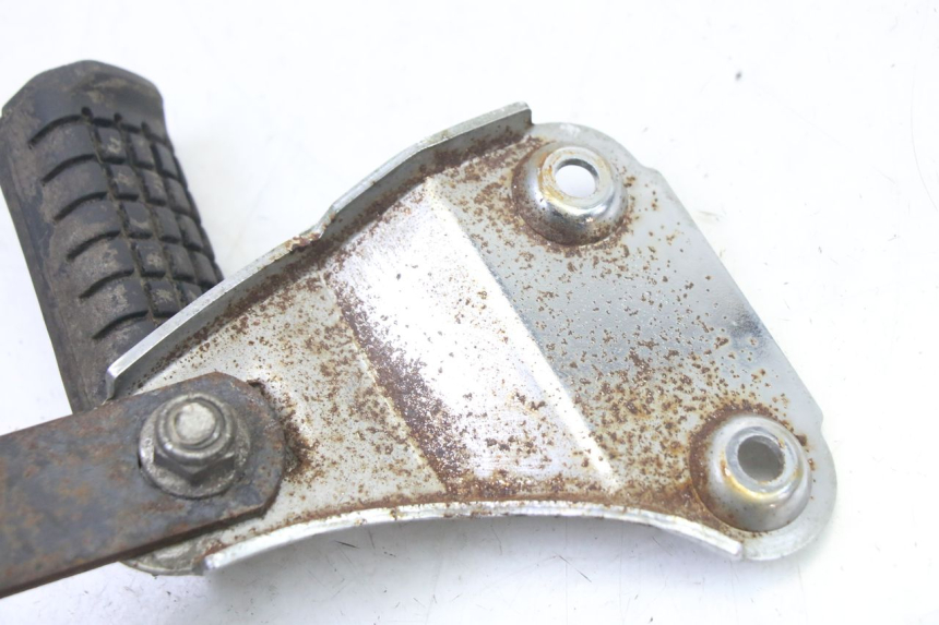 photo de SUPORTE DO DESCANSO DE PÉ TRASEIRO ESQUERDO APRILIA CLASSIC 125 (1995 - 2001) - Pontos de fixação