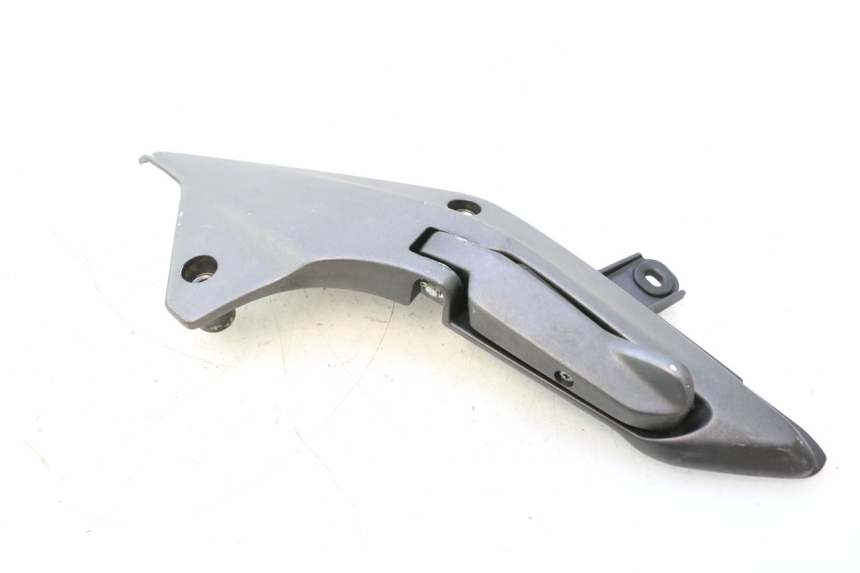 photo de SUPORTE DO DESCANSO DE PÉ TRASEIRO ESQUERDO HONDA FJS SILVER WING SILVERWING 400 (2005 - 2008) - Vista geral