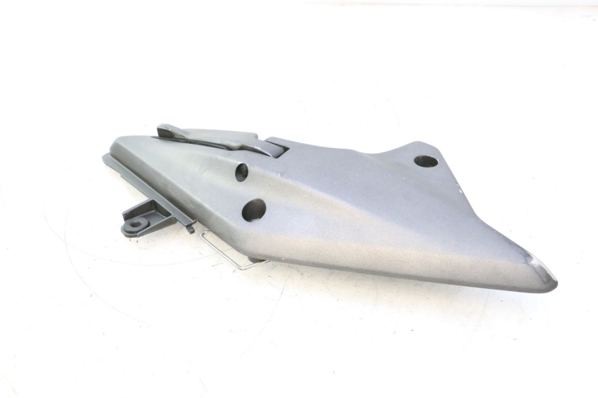 photo de SUPORTE DO DESCANSO DE PÉ TRASEIRO ESQUERDO HONDA FJS SILVER WING SILVERWING 400 (2005 - 2008) - Estado da superfície