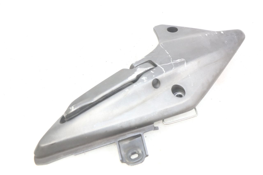 photo de SUPORTE DO DESCANSO DE PÉ TRASEIRO ESQUERDO HONDA FJS SILVERWING SILVER WING 400 (2009 - 2016) - Zoom do estado de desgaste