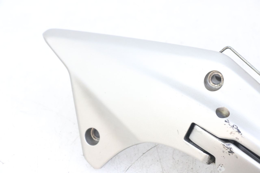 photo de SUPORTE DO DESCANSO DE PÉ TRASEIRO ESQUERDO HONDA FJS SILVERWING SILVER WING 600 (2001 - 2010) - Marcações e referências