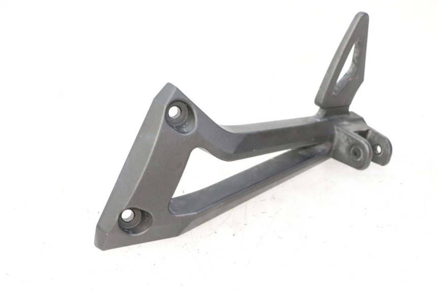 photo de SUPORTE DO DESCANSO DE PÉ TRASEIRO ESQUERDO YAMAHA FZ6 FAZER S2 600 (2007 - 2011) - Ampliação técnica