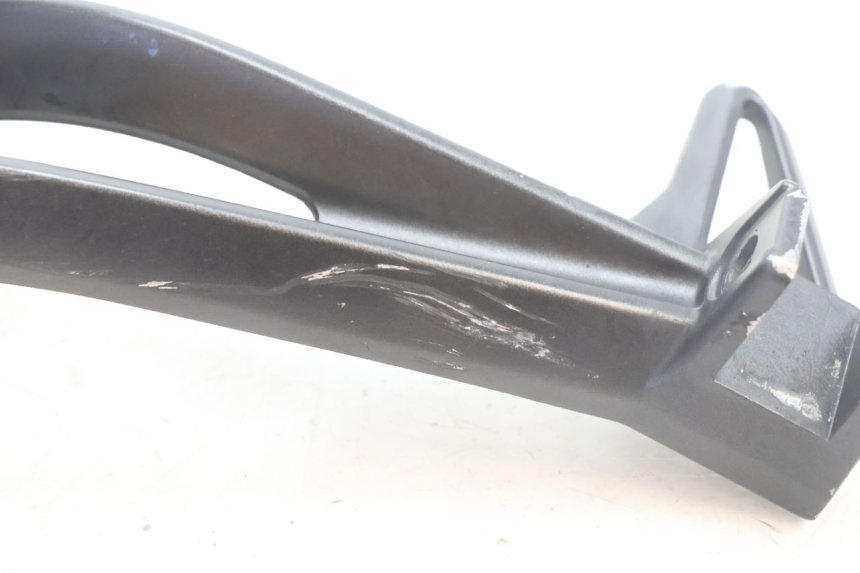 photo de SUPORTE DO DESCANSO DE PÉ TRASEIRO ESQUERDO YAMAHA FZ8 800 (2010 - 2016) - Detalhe da peça