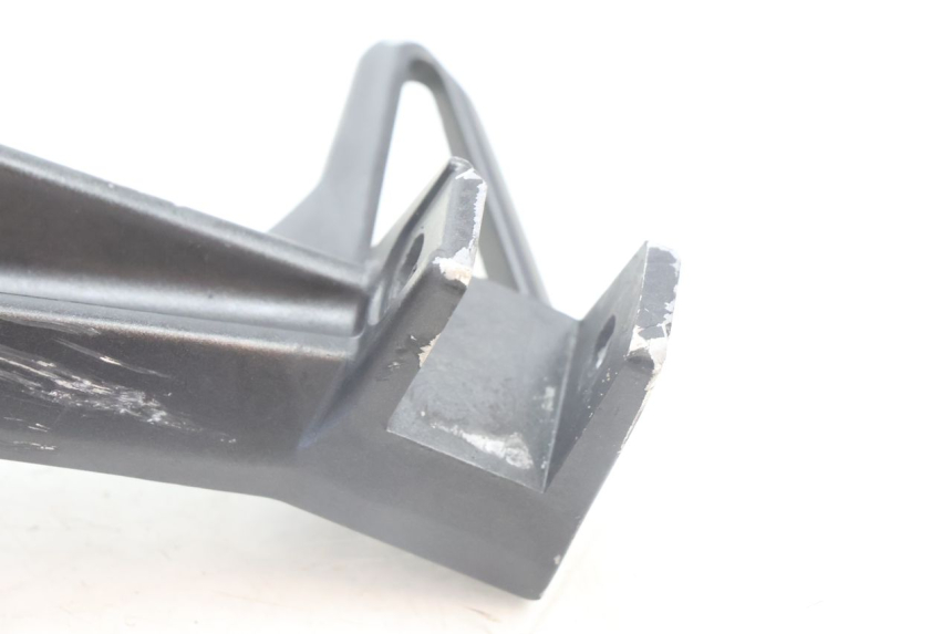 photo de SUPORTE DO DESCANSO DE PÉ TRASEIRO ESQUERDO YAMAHA FZ8 800 (2010 - 2016) - Outro ângulo de visão