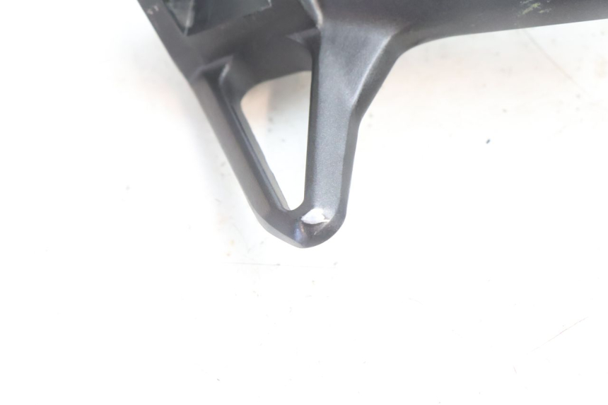 photo de SUPORTE DO DESCANSO DE PÉ TRASEIRO ESQUERDO YAMAHA FZ8 800 (2010 - 2016) - Vista geral