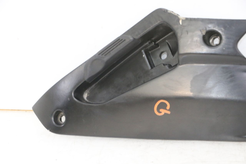 photo de SUPORTE DO DESCANSO DE PÉ TRASEIRO ESQUERDO GILERA NEXUS 300 (2008 - 2013) - Estado da superfície
