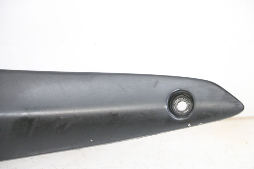photo de SUPORTE DO DESCANSO DE PÉ TRASEIRO ESQUERDO GILERA NEXUS 300 (2008 - 2013) - Marcações e referências