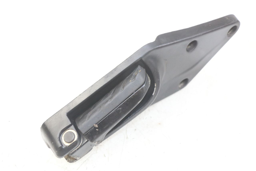 photo de SUPORTE DO DESCANSO DE PÉ TRASEIRO ESQUERDO GILERA GP 800 (2007 - 2013) - Zoom do estado de desgaste
