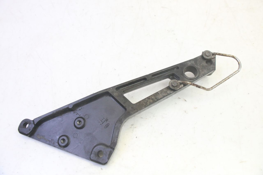 photo de SUPORTE DO DESCANSO DE PÉ TRASEIRO ESQUERDO KAWASAKI GPZ RX 1000 (1986 - 1988) - Peça verificada