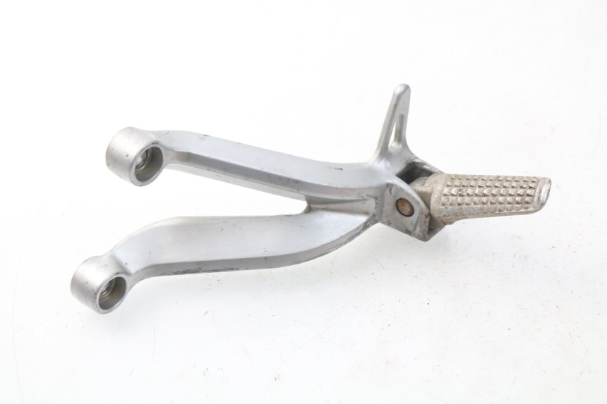 photo de SUPORTE DO DESCANSO DE PÉ TRASEIRO ESQUERDO SUZUKI GSX-R GSXR 600 (2001 - 2003) - Outro ângulo de visão