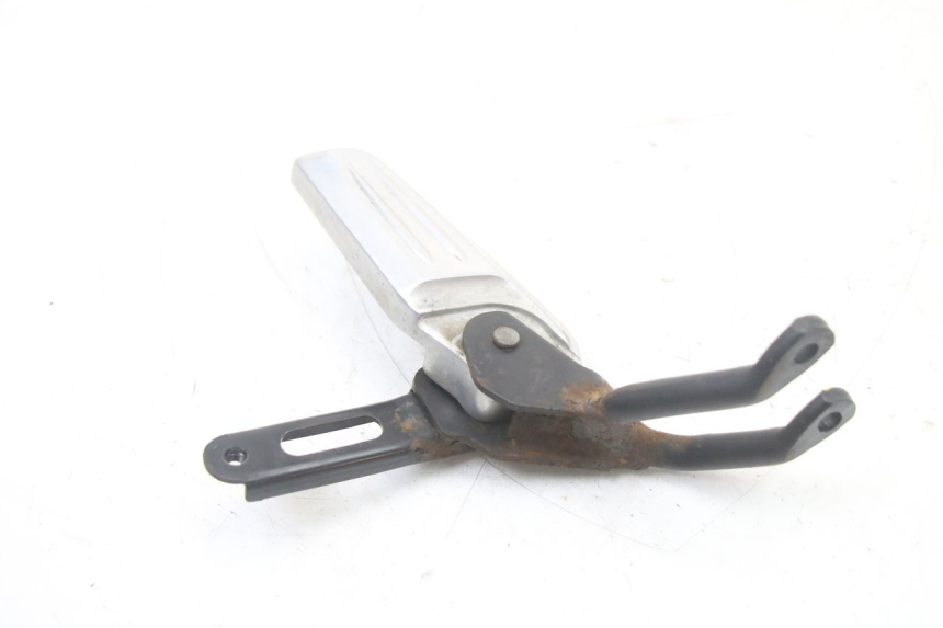 photo de SUPORTE DO DESCANSO DE PÉ TRASEIRO ESQUERDO HONDA PCX (JF57/JF64) 125 (2014 - 2018) - Zoom do estado de desgaste