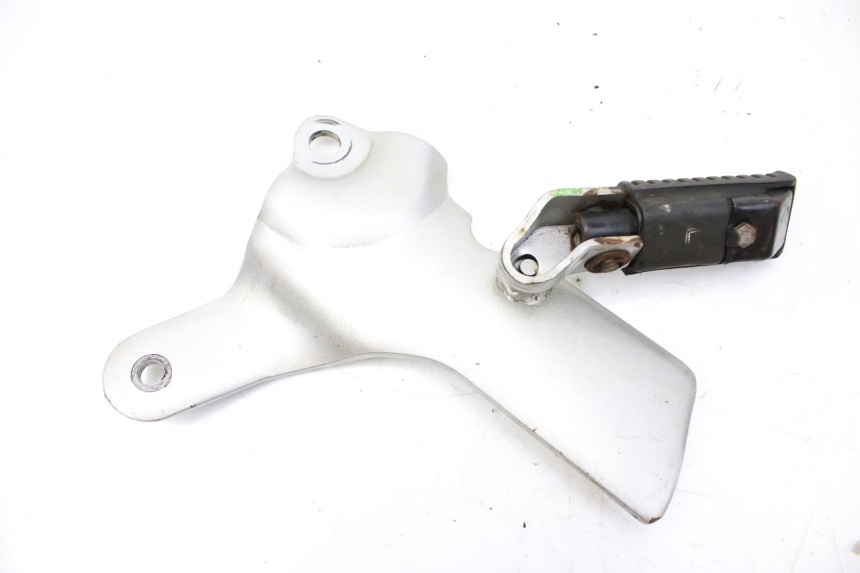 photo de SUPORTE DO DESCANSO DE PÉ TRASEIRO ESQUERDO SYM HUSKY 125 (1999 - 2005) - Vista principal