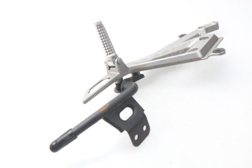 photo de SUPORTE DO DESCANSO DE PÉ TRASEIRO ESQUERDO HONDA INTEGRA NC D 750 (2016 - 2018) - Pontos de fixação