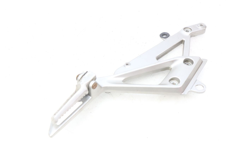 photo de SUPORTE DO DESCANSO DE PÉ TRASEIRO ESQUERDO HONDA INTEGRA NC D 750 (2016 - 2018) - Ampliação técnica