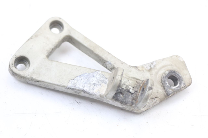 photo de SUPORTE DO DESCANSO DE PÉ TRASEIRO ESQUERDO KAWASAKI GTR 1000 (1994 - 2004) - Detalhe da peça