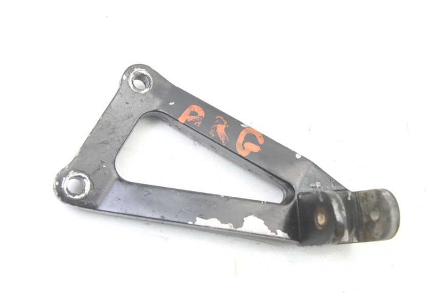 photo de SUPORTE DO DESCANSO DE PÉ TRASEIRO ESQUERDO KAWASAKI ZR7 ZR-7 S 750 (1999 - 2004) - Vista principal