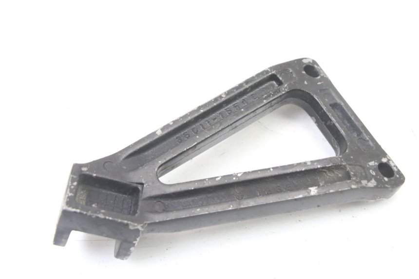 photo de SUPORTE DO DESCANSO DE PÉ TRASEIRO ESQUERDO KAWASAKI ZR7 ZR-7 S 750 (1999 - 2004) - Zoom do estado de desgaste
