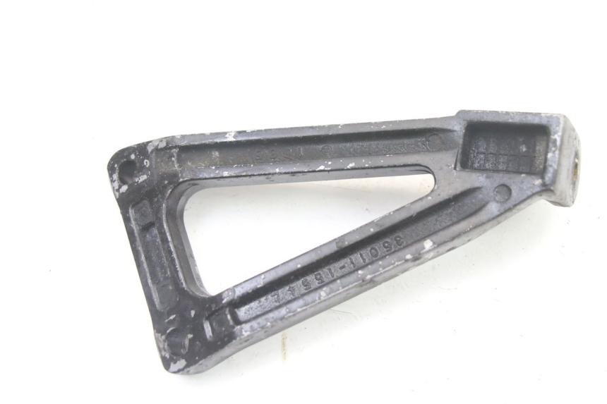photo de SUPORTE DO DESCANSO DE PÉ TRASEIRO ESQUERDO KAWASAKI ZR7 ZR-7 S 750 (1999 - 2004) - Outro ângulo de visão