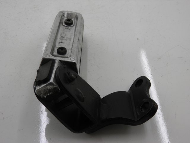photo de SUPORTE DO DESCANSO DE PÉ TRASEIRO ESQUERDO MBK SKYCRUISER 125 (2006 - 2009) - Zoom do estado de desgaste