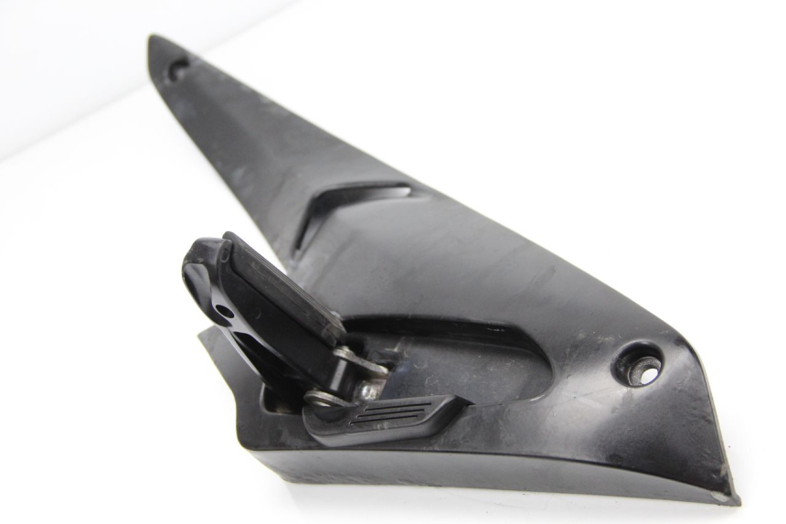 photo de SUPORTE DO DESCANSO DE PÉ TRASEIRO ESQUERDO GILERA NEXUS 125 (2009 - 2013) - Zoom do estado de desgaste
