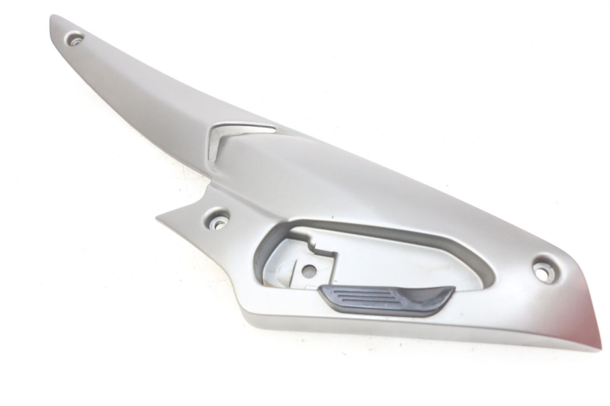 photo de SUPORTE DO DESCANSO DE PÉ TRASEIRO ESQUERDO GILERA NEXUS 125 (2009 - 2013) - Detalhe da peça