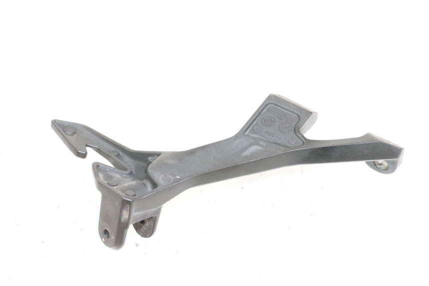 photo de SUPORTE DO DESCANSO DE PÉ TRASEIRO ESQUERDO KAWASAKI NINJA 400 (2018 - 2023) - Zoom do estado de desgaste
