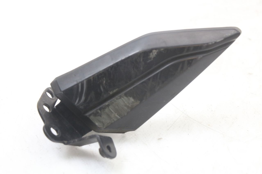 photo de SUPORTE DO DESCANSO DE PÉ TRASEIRO ESQUERDO PEUGEOT BELVILLE 125 (2017 - 2021) - Outro ângulo de visão