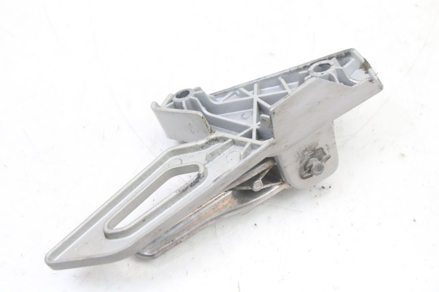 photo de SUPORTE DO DESCANSO DE PÉ TRASEIRO ESQUERDO PEUGEOT SPEEDFIGHT 3 LC 2T 50 (2009 - 2015) - Pontos de fixação