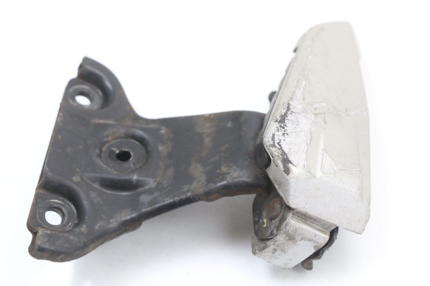 photo de SUPORTE DO DESCANSO DE PÉ TRASEIRO ESQUERDO HONDA SH ABS 125 (2012 - 2017) - Detalhe da peça