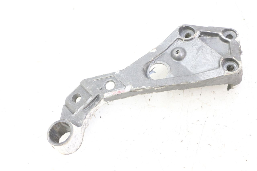 photo de SUPORTE DO DESCANSO DE PÉ TRASEIRO ESQUERDO TRIUMPH SPRINT 900 (1995 - 1998) - Vista principal