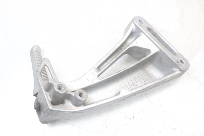 photo de SUPORTE DO DESCANSO DE PÉ TRASEIRO ESQUERDO SUZUKI SV N 650 (1999 - 2002) - Pontos de fixação